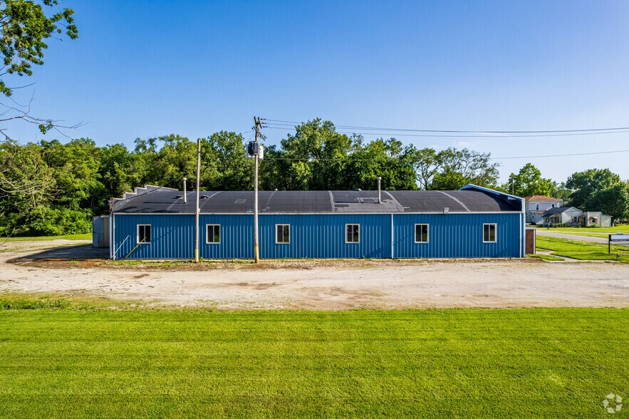 More Photos Of 1100 N Main St, Fostoria Warehouse For Sale