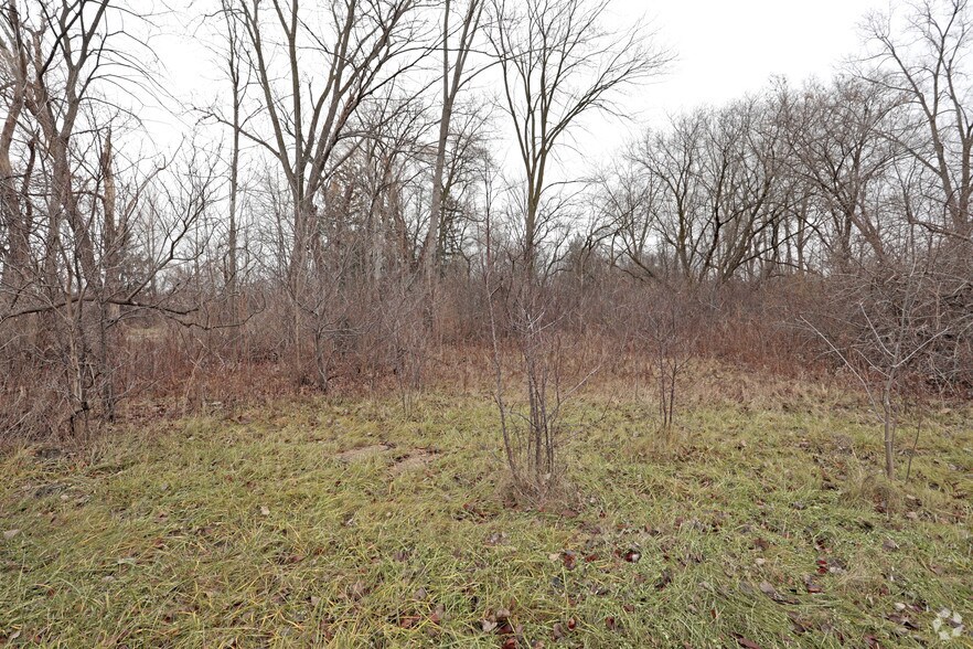 More Photos Of 56288 Van Dyke Ave, Shelby Township Storefront For Lease