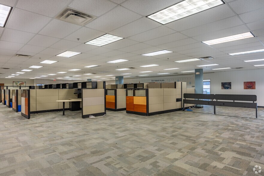 More Photos Of 4640 Trueman Blvd, Hilliard Office For Lease