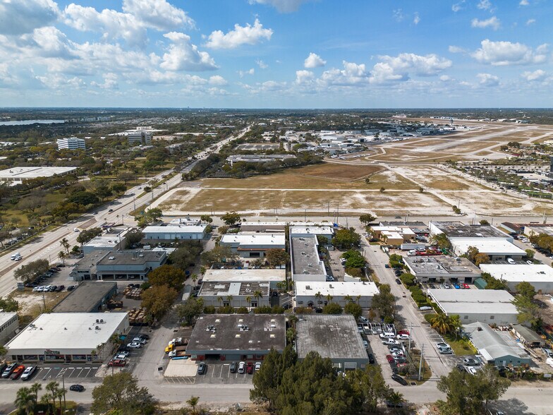 More Photos Of 1011 NW 51st St, Fort Lauderdale Unknown For Lease