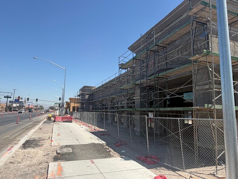 More Photos Of 3458 Maryland Pky, Las Vegas General Retail For Lease