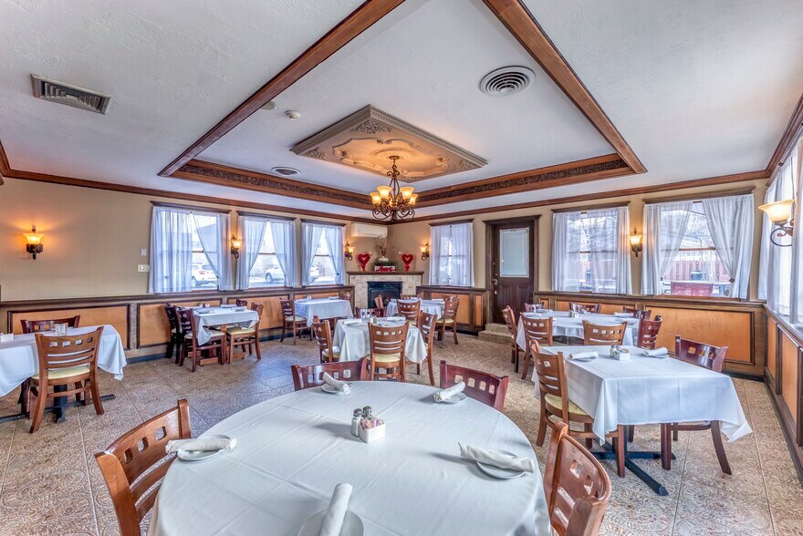 More Photos Of 812 Ulster Ave, Kingston Freestanding For Sale