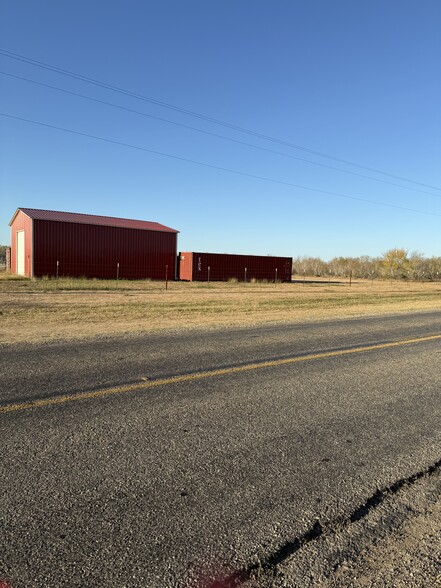 Primary Photo Of 14951 Interstate 35 Expy, Moore Flex For Sale