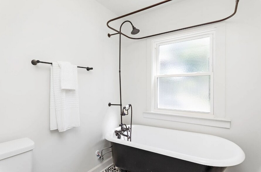 More Photos Of 1800-1816 W 41st St, Kansas City Apartments For Sale