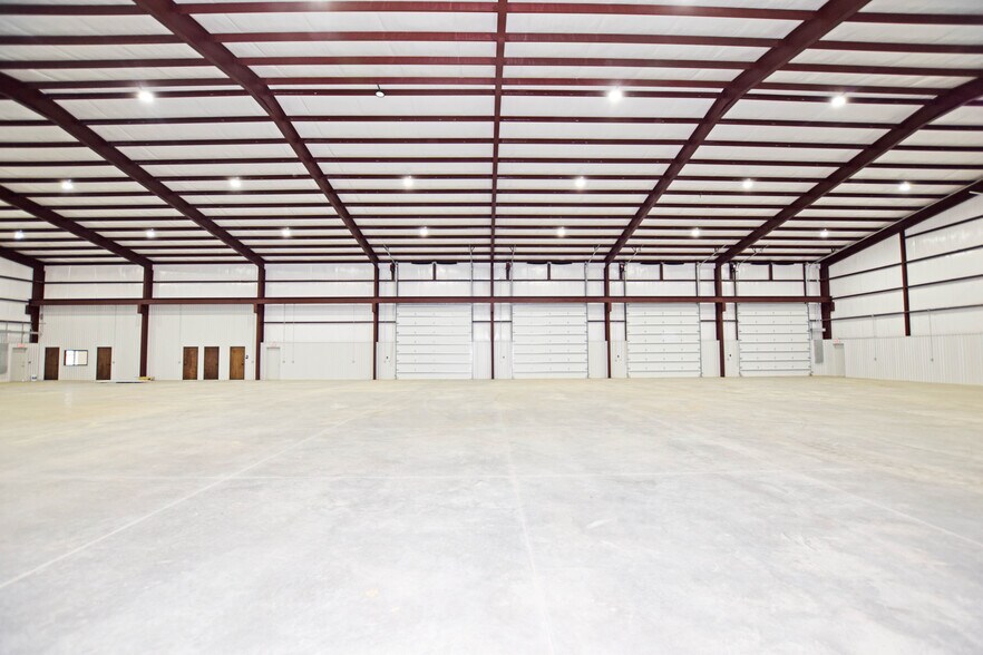 More Photos Of 12316 County Road 137, Odessa Warehouse For Lease