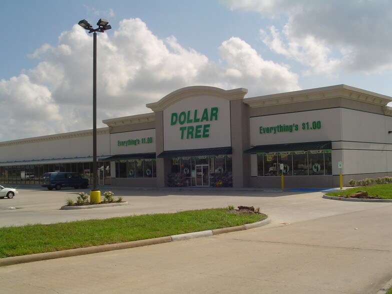 More Photos Of 5502 Fry Rd, Katy Storefront For Lease