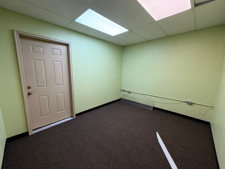 More Photos Of 2601 Lexington St, Kenner Warehouse For Sale