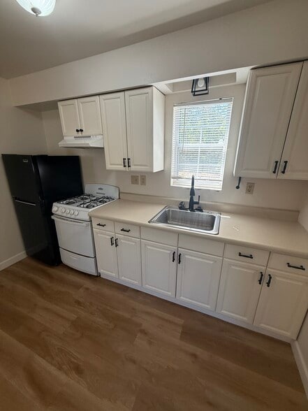 More Photos Of 101 Elliott St, Winters Apartments For Sale