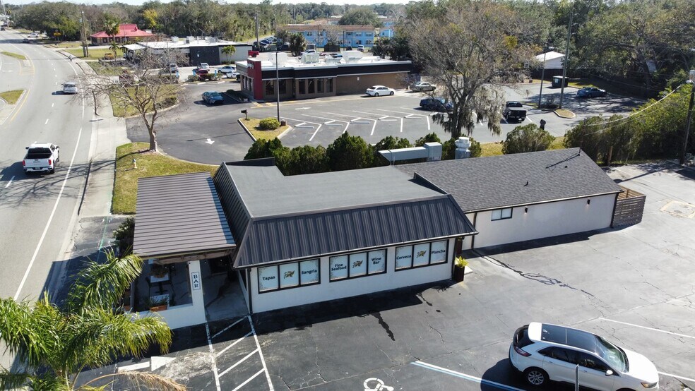 More Photos Of 1518 S Dixie Fwy, New Smyrna Beach Restaurant For Sale