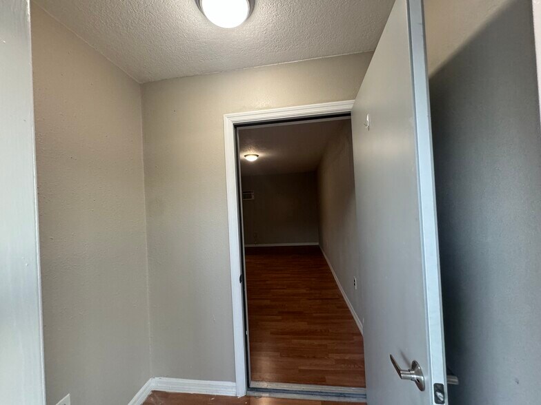 More Photos Of 531 N US Highway 17 92, Longwood Storefront Retail Office For Sale