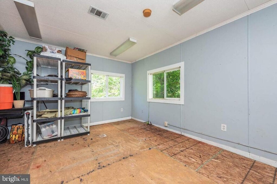 More Photos Of 6712 Dogwood Rd, Woodlawn Schools For Sale