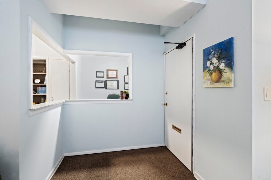 More Photos Of 200 N Village Ave, Rockville Centre Office Residential For Sale