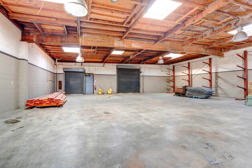 More Photos Of 2075 Knoll Dr, Ventura Manufacturing For Lease
