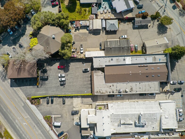More Photos Of 1521 Commercial Way, Santa Cruz Medical For Sale