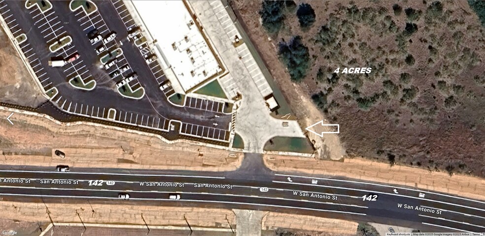 More Photos Of 2207 W San Antonio St, Lockhart Land For Sale