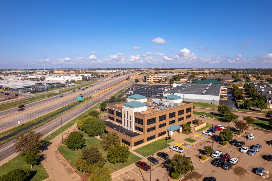 More Photos Of 5307 W Loop 289, Lubbock Medical For Lease