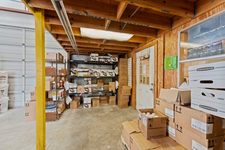 More Photos Of 900 McPhaul, Austin Warehouse For Sale