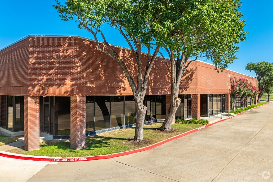 Primary Photo Of 14500 Trinity Blvd, Fort Worth Research And Development For Lease