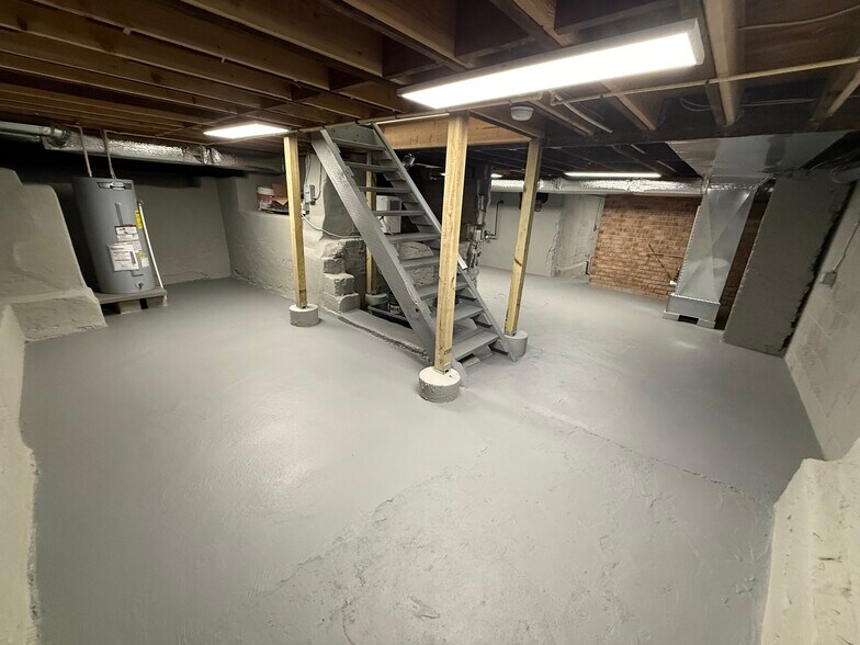 More Photos Of 212 S Black Horse Pike, Blackwood Storefront For Lease