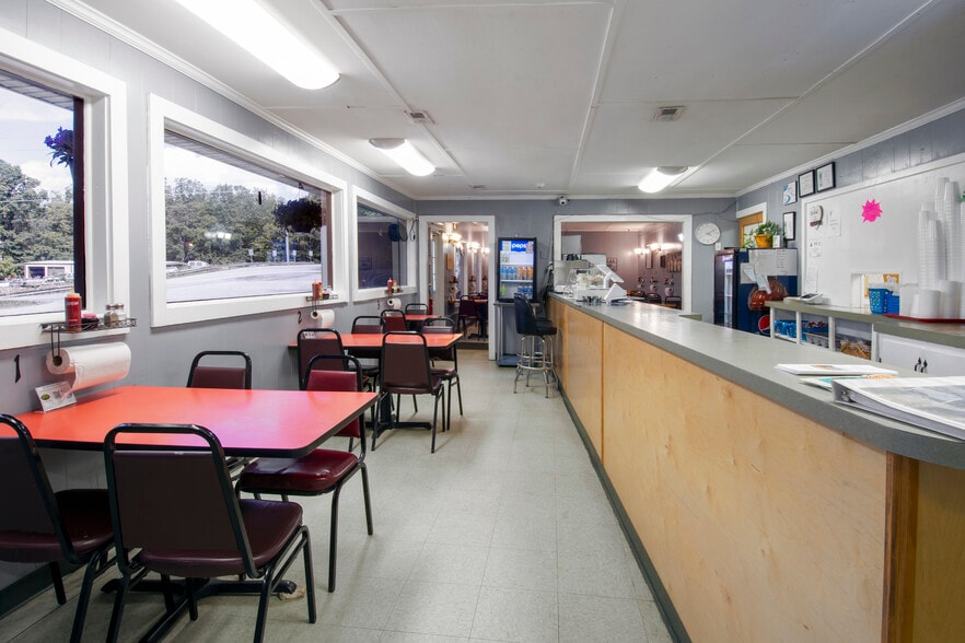 More Photos Of 1214 NC 8 & 89 South hwy, Danbury Restaurant For Sale