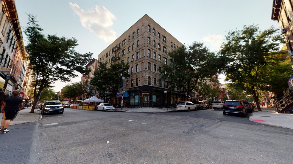 More Photos Of 160 Havemeyer St, Brooklyn Apartments For Lease