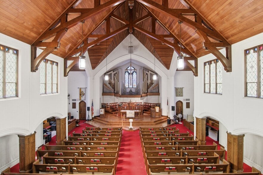 More Photos Of 1115 Greenbrier St, Saint Paul Religious Facility For Sale