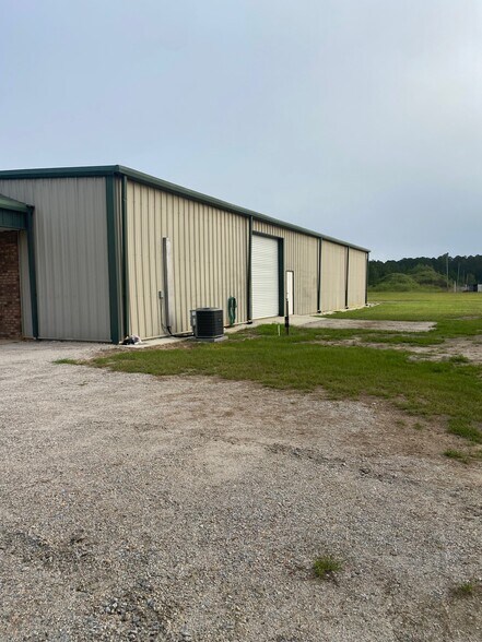 More Photos Of 501 Addlestone Dr, Metter Warehouse For Sale