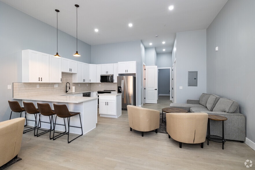 More Photos Of 101 Gregory St, Central City Apartments For Sale