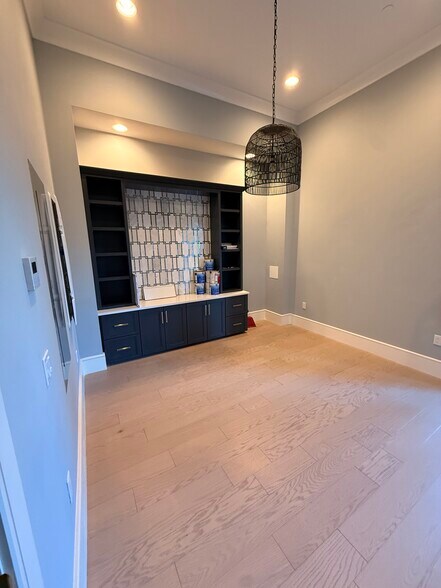 More Photos Of 1561 Lakefront Dr, Lakewood Ranch Unknown For Lease