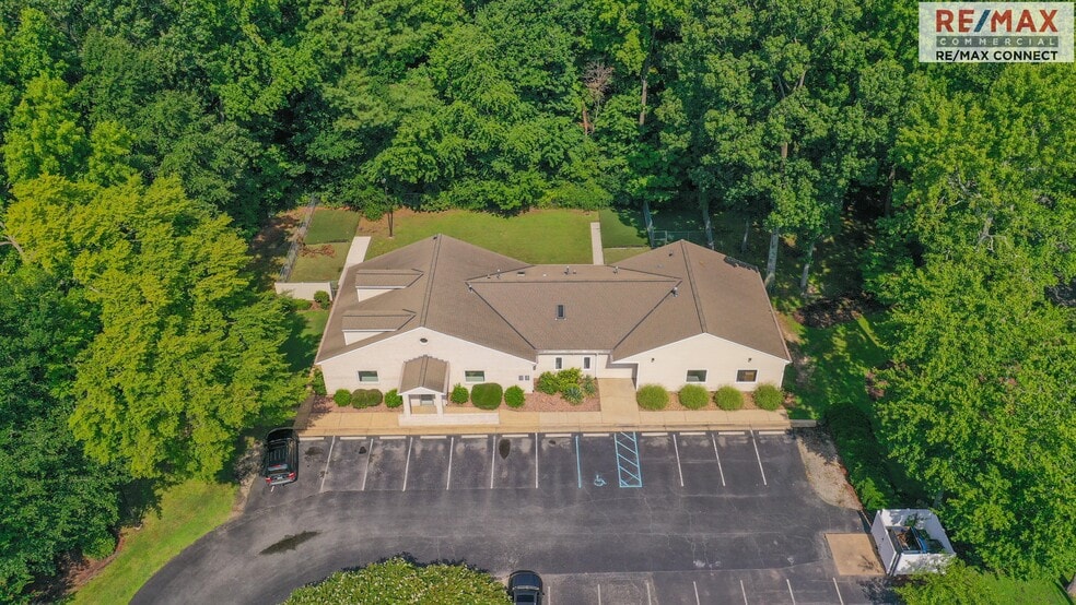 More Photos Of 3440 Hampton Hwy, Yorktown Office For Sale