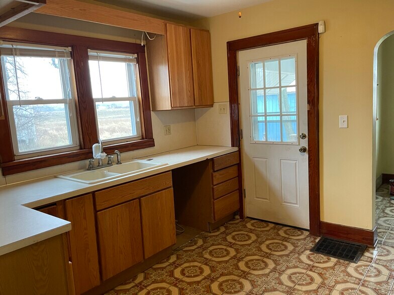 More Photos Of 4841 Stanley Rd, Columbiaville Specialty For Sale