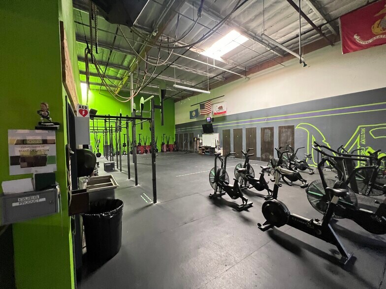More Photos Of 1700-1790 Evergreen St, Duarte Warehouse For Lease