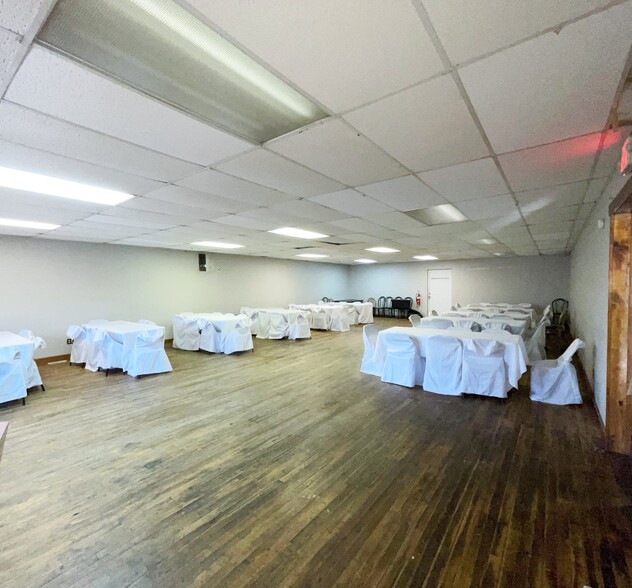 More Photos Of 815 7th St, Fort Lupton Restaurant For Sale