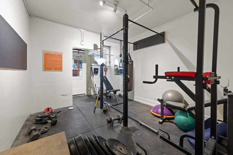 More Photos Of 950 9th Ave, San Diego Apartments For Sale