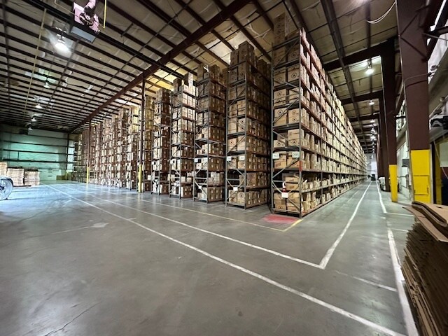 More Photos Of 370 JD Yarnell Industrial Pky, Clinton Distribution For Lease