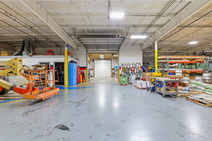 More Photos Of 100 Creative Way, Ripon Manufacturing For Sale