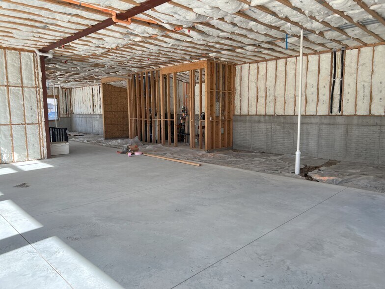 More Photos Of 102 Locust St, Hickman Apartments For Sale