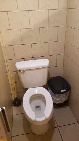 More Photos Of 3501 Birney Ave, Moosic Sports And Entertainment For Sale