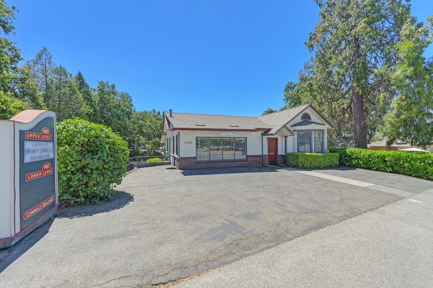 More Photos Of 1407-1409 Lincoln Way, Auburn Office For Sale