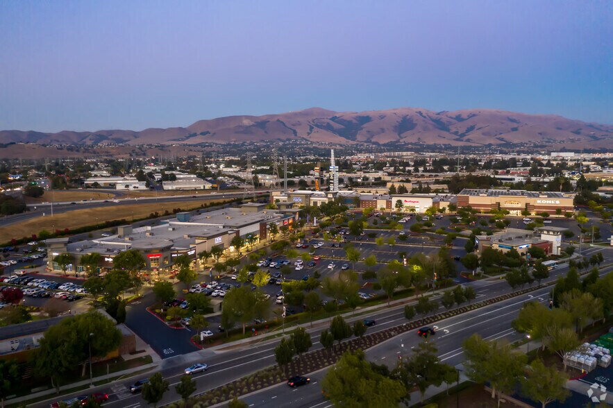 4333043612 Pacific Commons Blvd, Fremont, CA 94538 For Lease