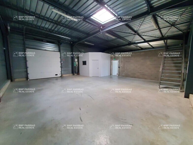 Primary Photo Of , Luynes Flex For Sale
