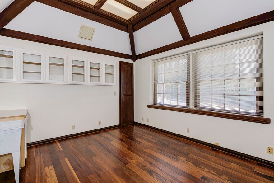 More Photos Of 2449 S El Camino Real, San Clemente Storefront Retail Office For Sale