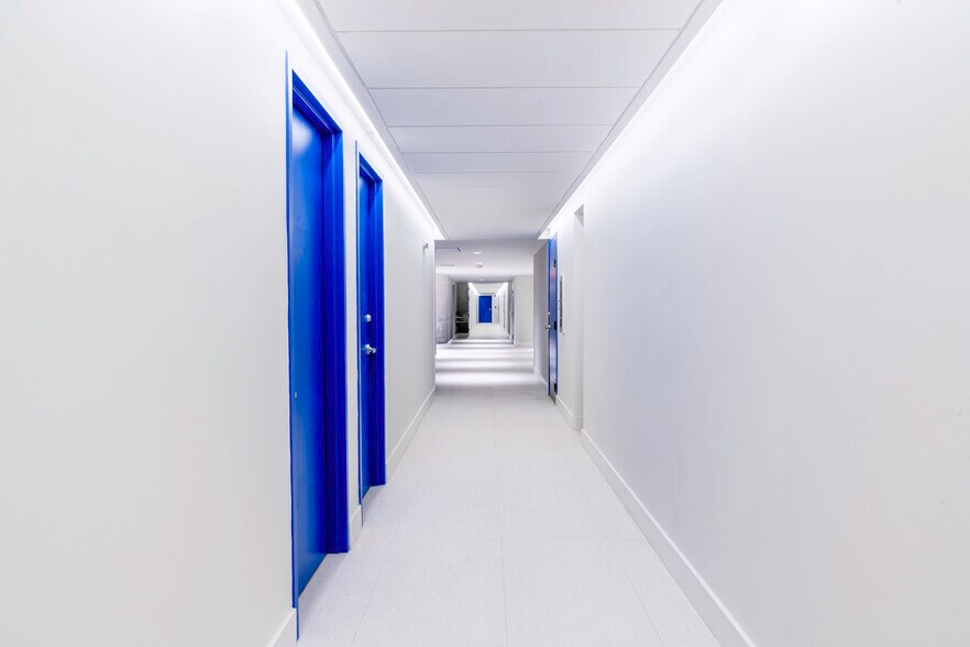 More Photos Of 700 NW 107th Ave, Miami Unknown For Lease