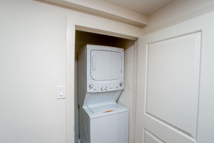 More Photos Of 41 Church St, Lambertville Apartments For Sale
