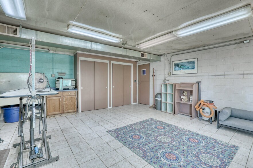 More Photos Of S73W23970 National Ave, Big Bend Flex For Sale