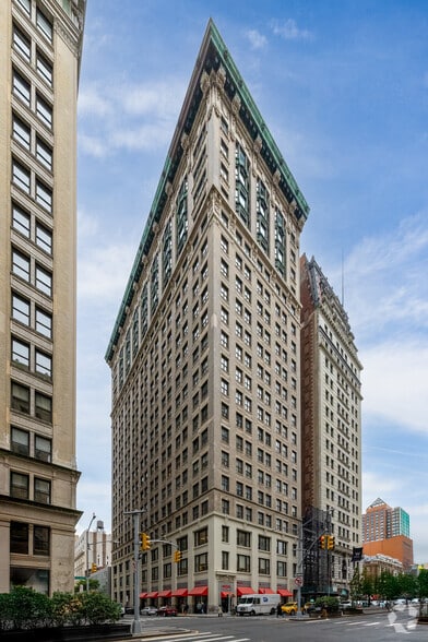 More Photos Of 215 Park Ave S, New York Office For Lease
