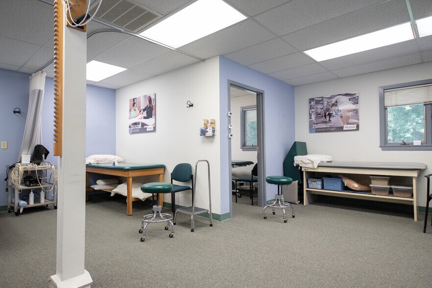 More Photos Of 70 Manheim Ave, Bridgeton Medical For Sale