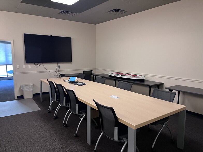 More Photos Of 1257 Sweeten Creek Rd, Asheville Office For Lease