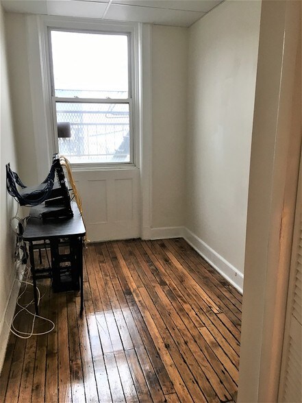 More Photos Of 66 Hudson St, Hoboken Office For Sale