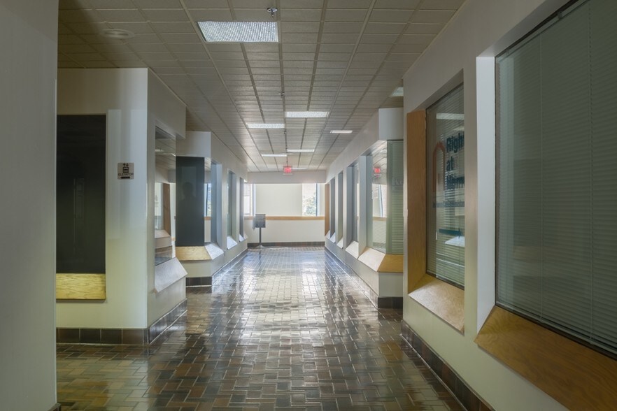 More Photos Of 120 N Main St, West Bend Office For Sale